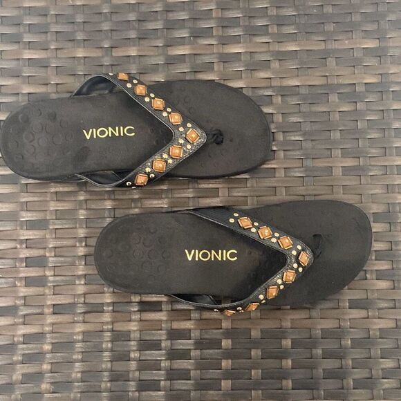 Vionic sandals, women’s size 6 - Picture 2 of 6